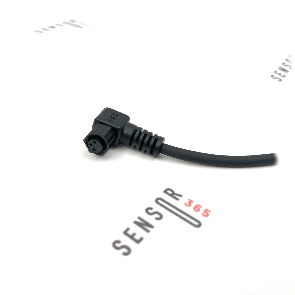 Кабель с разъемом M8