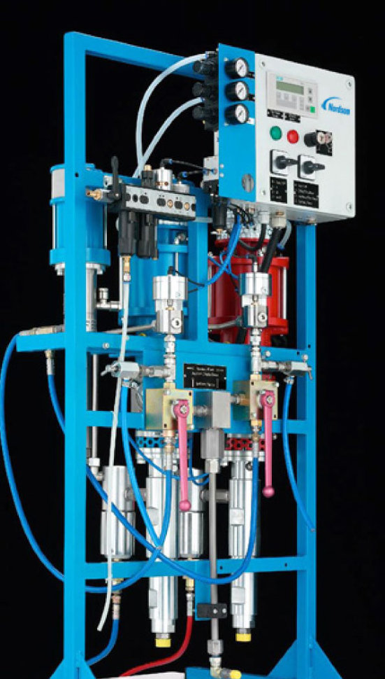 Nordson OptiMixTM IINordson OptiMix 2 многокомпонентный аппарат безвоздушного распыления